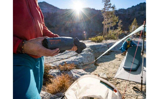 Therm-a-Rest NeoAir UberLite Orion Isomatte Regular Wide 5 Therm-a-Rest NeoAir UberLite Orion Isomatte Regular Wide – Bild 5